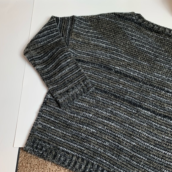 Tobi Gray Long Sleeve Crewneck Pullover Sweater - Picture 8 of 9